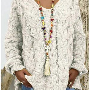 Women's pullover sweater with hood